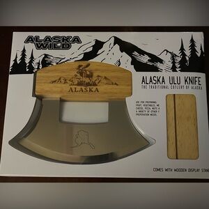 Alaskan Ulu Knife and Stand